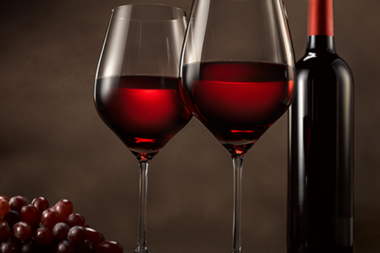Şaraplar el dezenfektanına dönüştürülecek