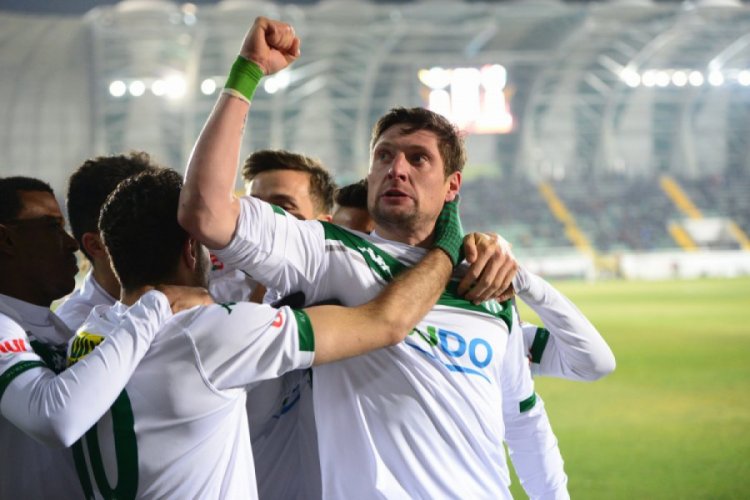 Bursasporlu Seleznov: İlk 3 maçı kazanırsak şampiyon olacağımıza inanıyorum
