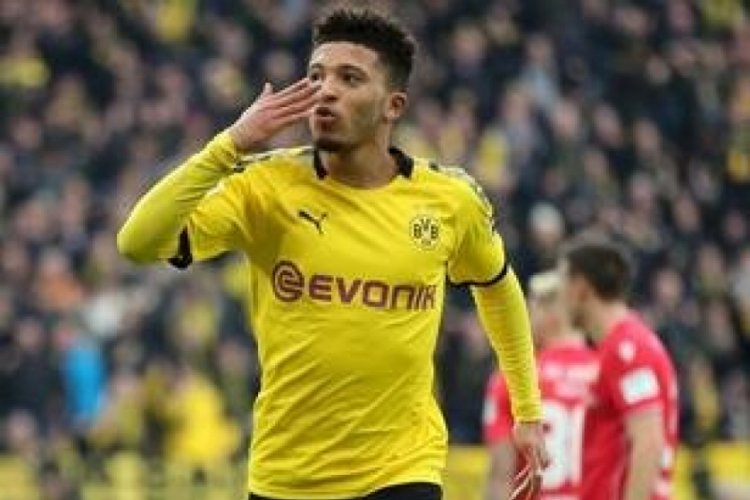 Borussia Dortmund'daki iki futbolcuya para cezası