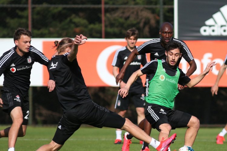 Beşiktaş'ta hazırlıklar devam ediyor