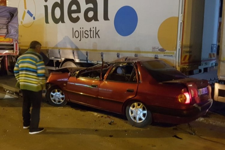 K&ouml;peğe &ccedil;arpmamak i&ccedil;in manevra yaptı, canından oluyordu