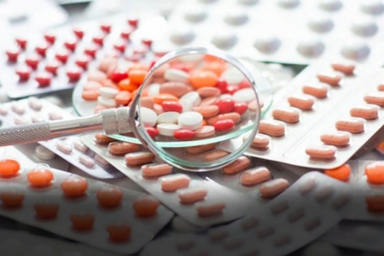'Hidroksiklorokin'in &ouml;l&uuml;m oranlarını artırdığını iddia eden makaleler geri &ccedil;ekildi