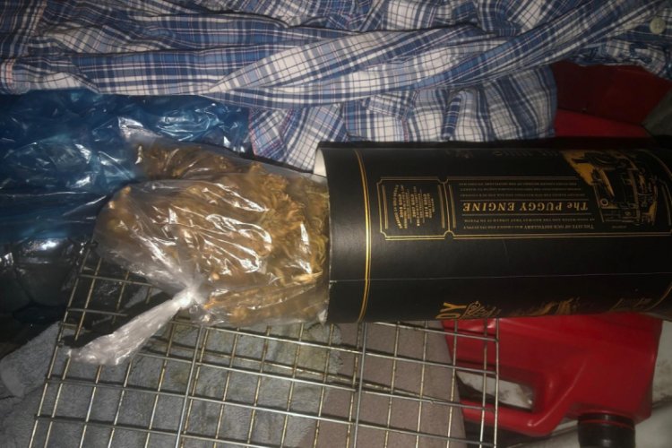 Polisin durdurduğu ara&ccedil;ta uyuşturucu ele ge&ccedil;irildi