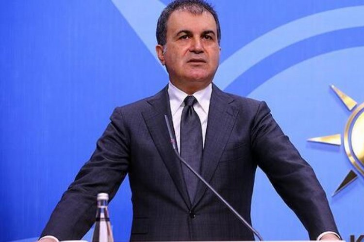 AK Parti S&ouml;zc&uuml;s&uuml; &Ccedil;elik'ten camiye asılan 'Bizans bayrağı'na sert tepki