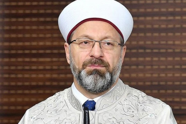 Başkan Erbaş, G&uuml;ney Kıbrıs'ta camiye Bizans bayrağı asılmasını kınadı