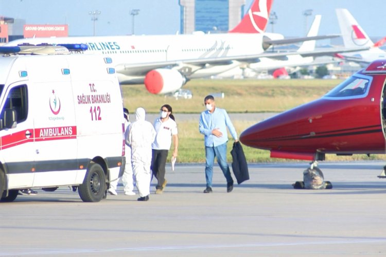 Kanser hastası Bak&uuml;'den ambulans u&ccedil;akla İstanbul'a getirildi