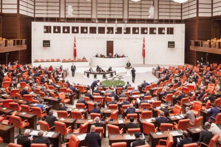 Se&ccedil;im mevzuatı değişiyor! İttifak partilerine y&uuml;zde 5 barajı