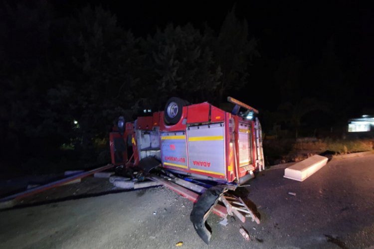 Yangına giden itfaiye ekipleri kaza yaptı