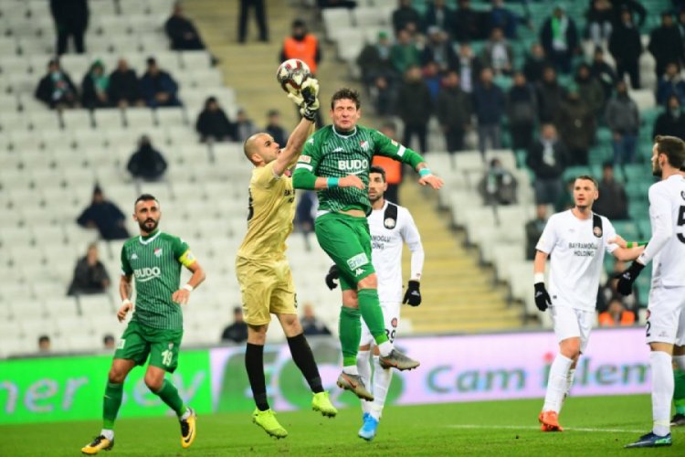 Bursaspor'da yabancılar atıyor!