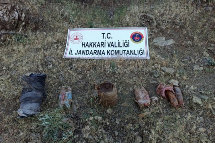 Şemdinli kırsalında patlayıcı ele ge&ccedil;irildi