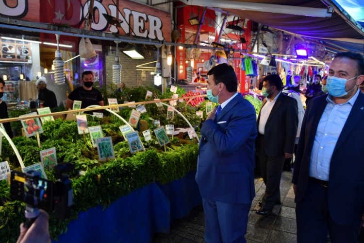 Bursa Osmangazi Belediye Başkanı D&uuml;ndar esnafı ziyaret etti
