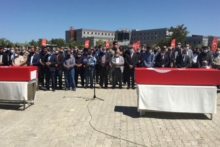 Hain saldırıda şehit d&uuml;şen iş&ccedil;iler i&ccedil;in t&ouml;ren