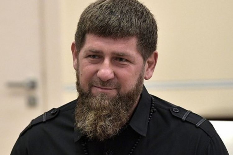 &Ccedil;e&ccedil;en lider Kadirov, 207 gelinin başlık parasını &ouml;dedi