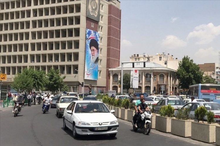 İran'da Kovid-19'dan &ouml;lenlerin sayısı 8 bin 425'e y&uuml;kseldi