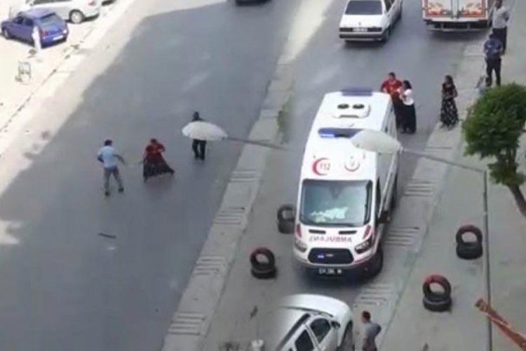 İki aile arasına kız ka&ccedil;ırma kavgası: 3 yaralı