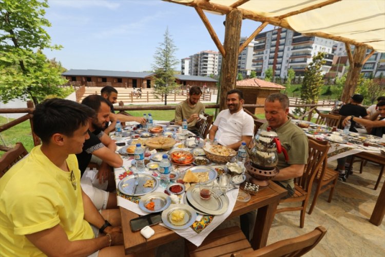 MKE Ankarag&uuml;c&uuml; kahvaltıda bir araya geldi