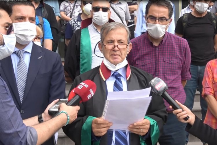 Yıldız ve D&uuml;kel'in g&ouml;zaltına alınmasını protesto ettiler