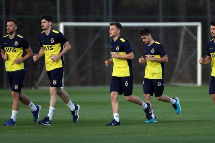 Fenerbah&ccedil;e, Kayserispor ma&ccedil;ı hazırlıklarına devam etti