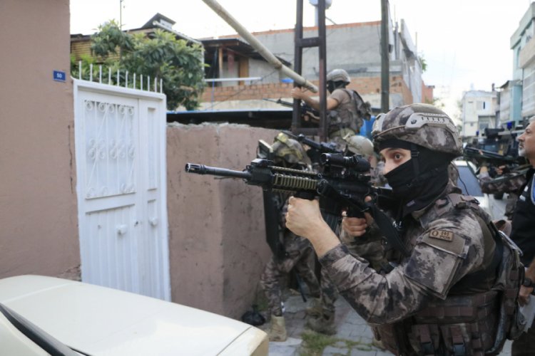 Adana merkezli 3 ilde FET&Ouml; operasyonu: 63 g&ouml;zaltı kararı