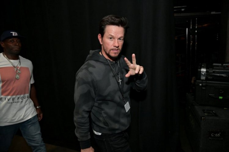 Mark Wahlberg'in protestolara destek paylaşımına tepki