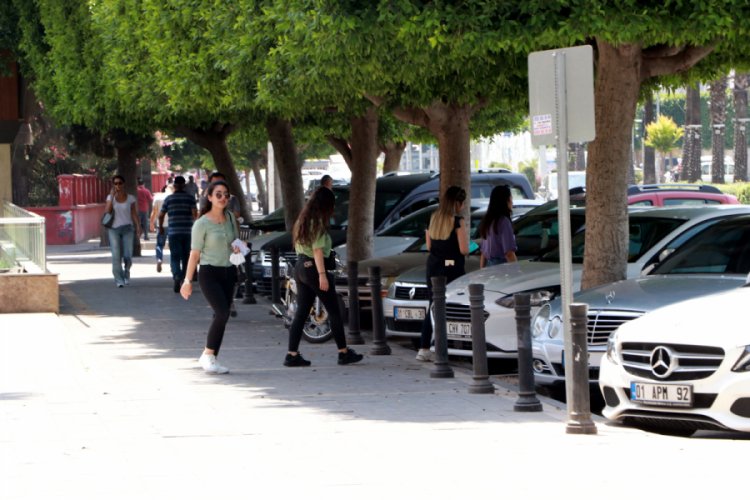 Maskesizler polisi g&ouml;r&uuml;nce ka&ccedil;tı