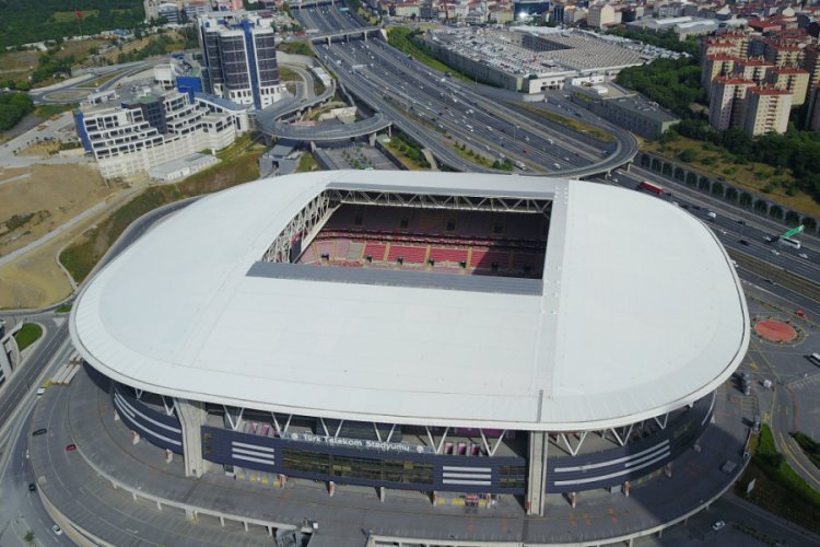 Ersoy: Futbol oynamaya &ccedil;ok m&uuml;sait bir stat hazırlıyoruz