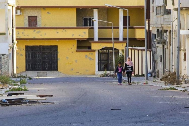 Libya'da Hafter milislerinin Sirte saldırıları nedeniyle aileler evlerini terk etti