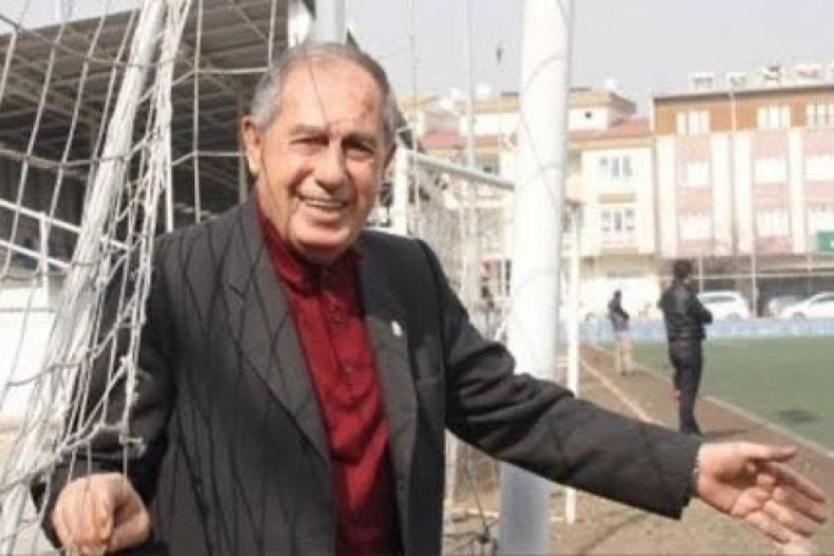 Gaziantepspor ve Galatasaray'ın efsanesi Talat &Ouml;zkarslı hayatını kaybetti