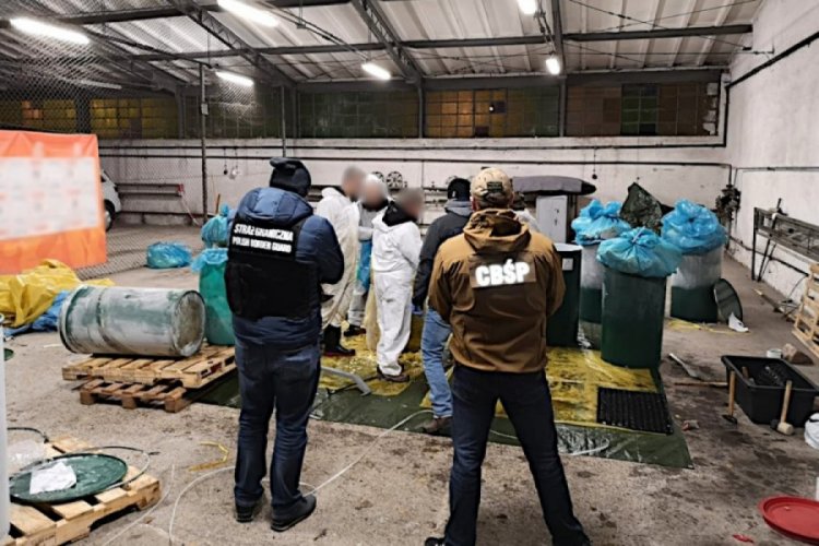 Polonya'da 3,2 ton kokain ele ge&ccedil;irildi
