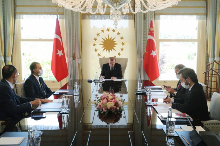 Cumhurbaşkanı Erdoğan, Putin ile g&ouml;r&uuml;şt&uuml;