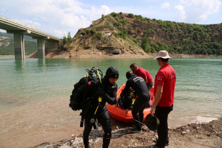 158 g&uuml;nd&uuml;r kayıp olan G&uuml;listan'ı arama &ccedil;alışmaları s&uuml;r&uuml;yor