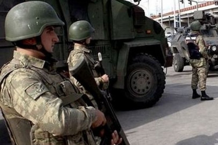C4 patlayıcı, el bombası ve m&uuml;himmat ele ge&ccedil;irildi