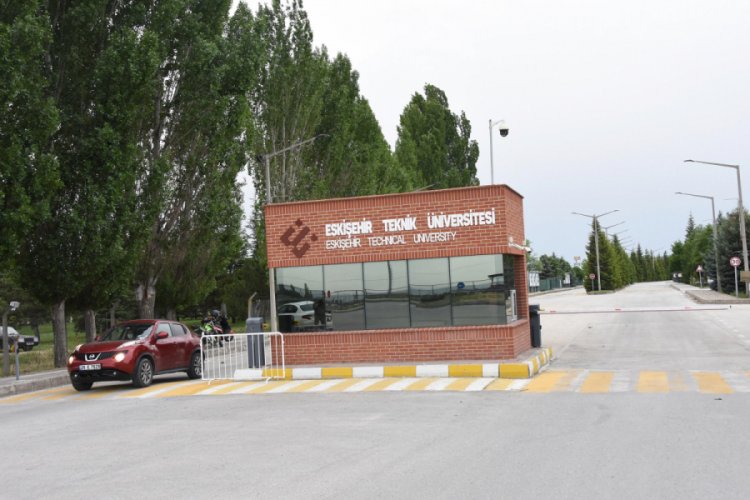 &Uuml;niversitede &ccedil;aycıda koronavir&uuml;s &ccedil;ıktı, 20 personele test yapıldı