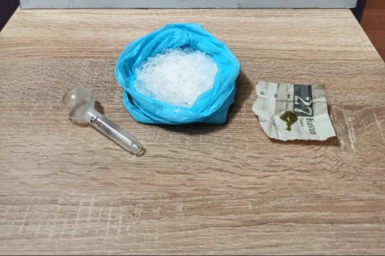 Zonguldak polisinden uyuşturucu operasyonu: 13 g&ouml;zaltı