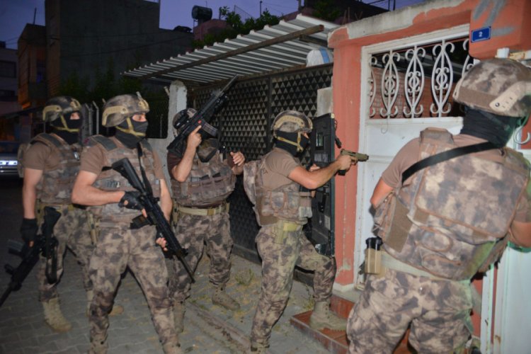 Adana'da HTŞ/HAD operasyonu: 6 g&ouml;zaltı kararı