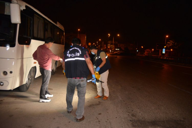 Bı&ccedil;aklı ve silahlı kavga: 2 yaralı