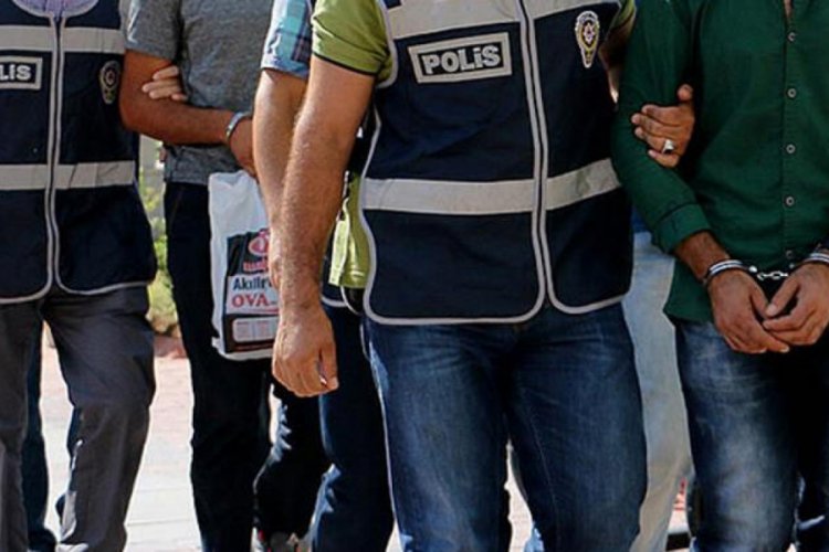 2 ilde PKK operasyonu: 22 g&ouml;zaltı