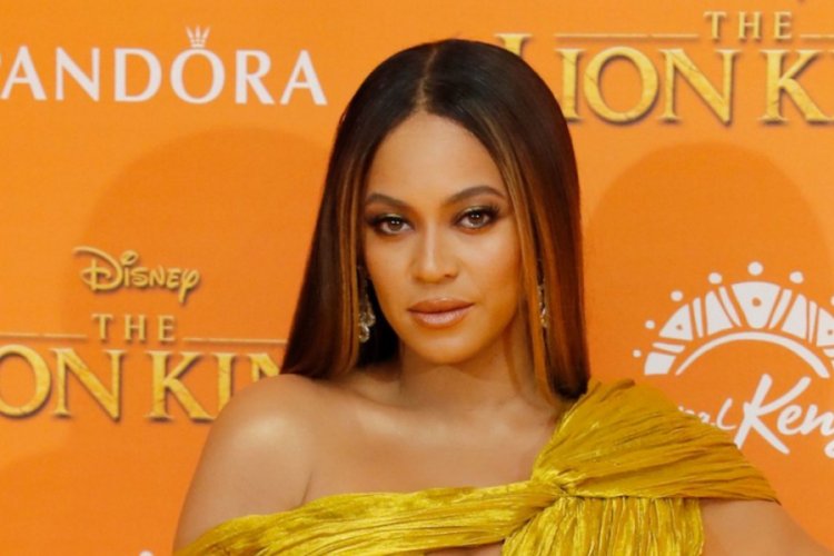 Beyonc&eacute;'dem 100 milyon dolarlık anlaşma hazırlığı