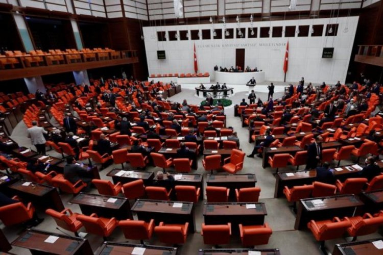 CHP'den '&ouml;ğrenci' ve 'ehliyet' affı &ccedil;ağrısı
