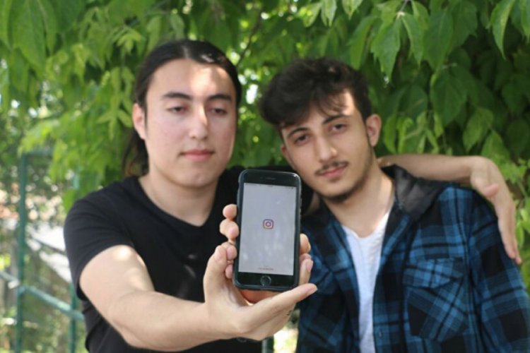 Instagram'ın a&ccedil;ığını bulan gen&ccedil;ler &ouml;d&uuml;l&uuml; beğenmedi