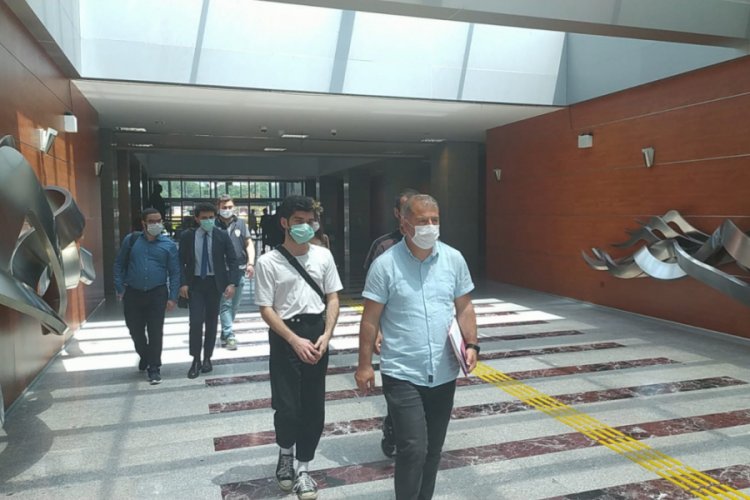 Karacaahmet'te klip &ccedil;eken iki kişi adli kontrol şartıyla serbest bırakıldı