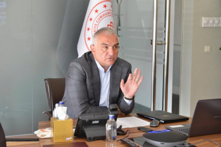 Bakan Ersoy, AB &uuml;lkelerine 'g&uuml;venli tatil hizmeti'ni anlattı