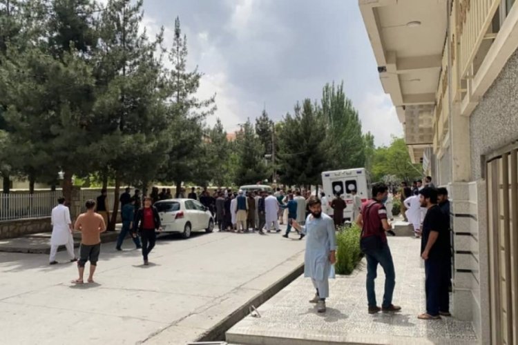 Afganistan'da camide patlama: 4 &ouml;l&uuml;, 8 yaralı