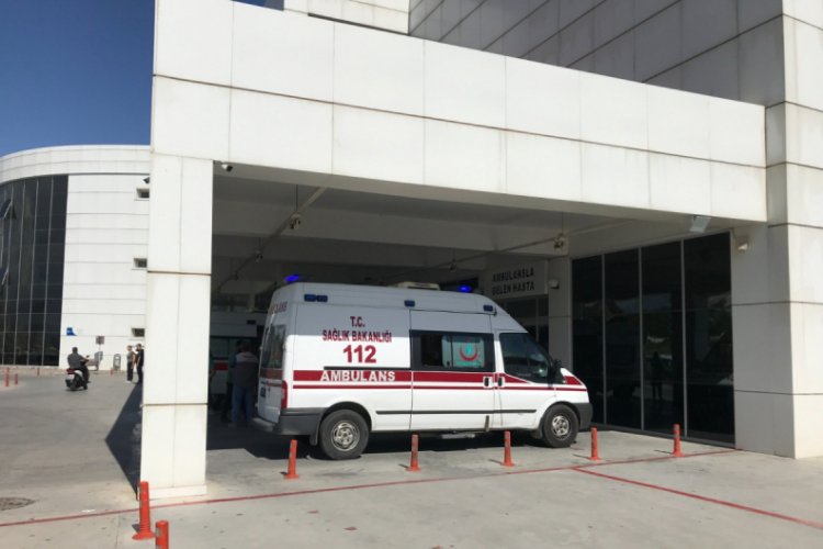 Temizlik yapan iş&ccedil;iler zehirlendi: 1 &ouml;l&uuml;