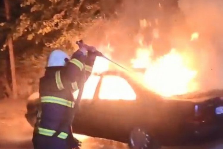 LPG'li otomobil seyir halindeyken alev alev yandı