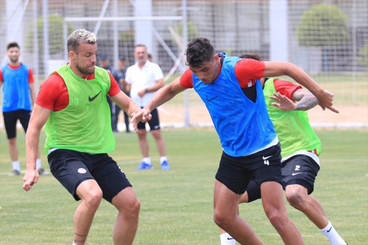 Antalyaspor, kupa ma&ccedil;ının hazırlıklarına ara vermeden başladı