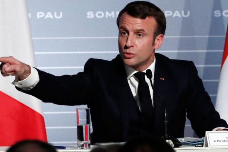 Macron: 'Fransa Cumhuriyeti tarihinden hi&ccedil;bir ismi silmeyecektir'