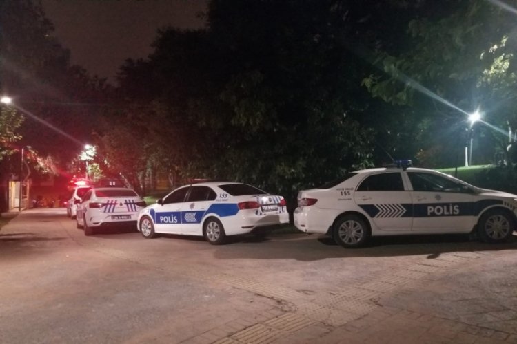 Ma&ccedil;ka Parkı'nda horon teptiler, nargile i&ccedil;tiler
