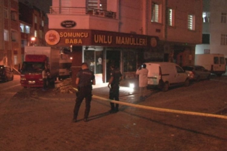 Bir grup, ekmek fırınını kurşun yağmuruna tuttu