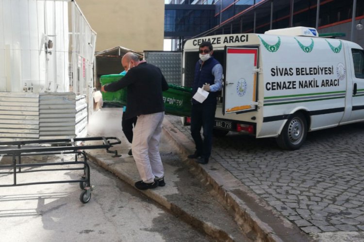 40 yaşındaki kadın KKKA'dan &ouml;ld&uuml;